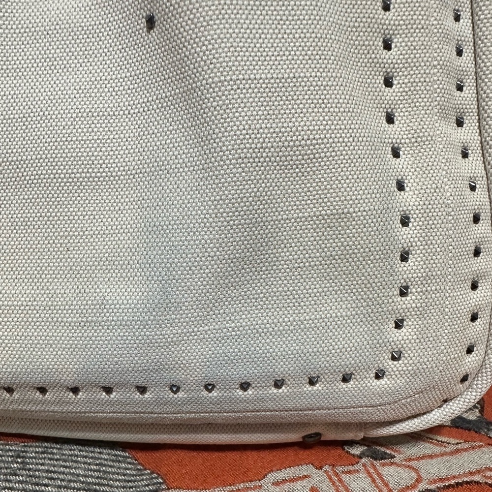 VALENTINO GARAVANI ❤️🌟ATELIER CREAM CANVAS TOTE BAG⭐️ - Picture 4 of 12